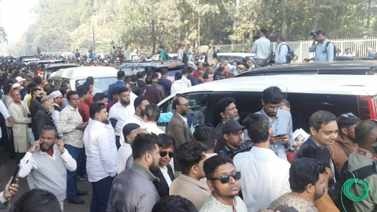 সংসদ ভবনে আসছেন নবনির্বাচিত এমপিরা
