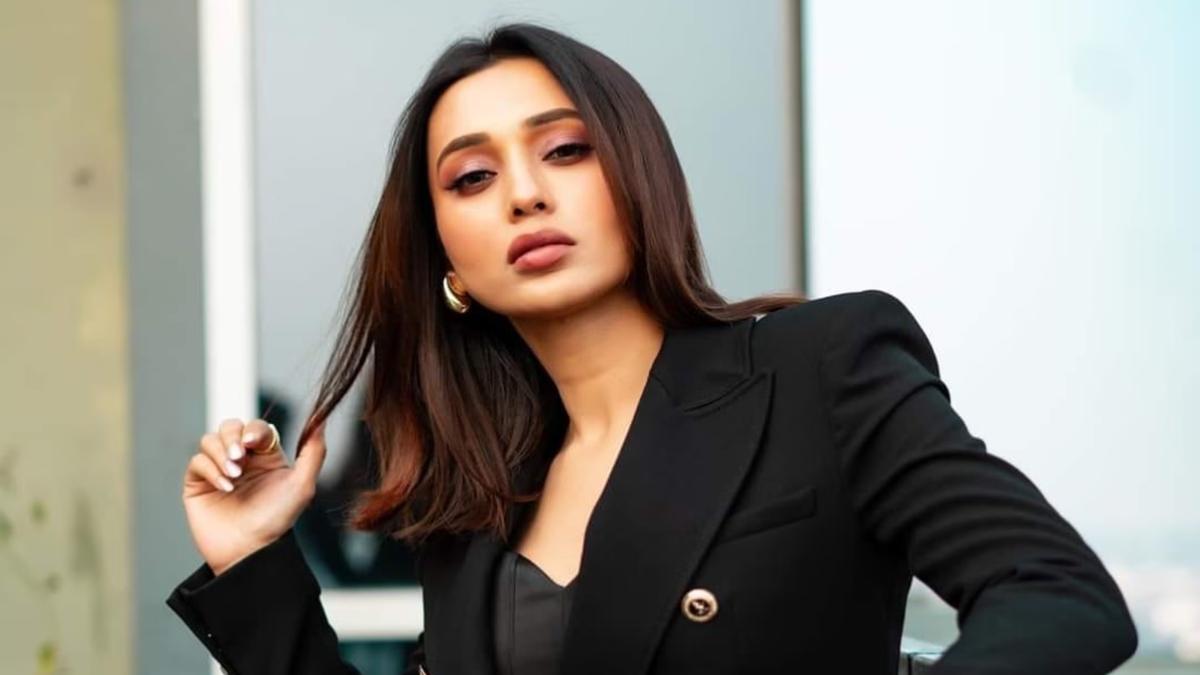 মিমির বিরুদ্ধে এবার মানহানি মামলা