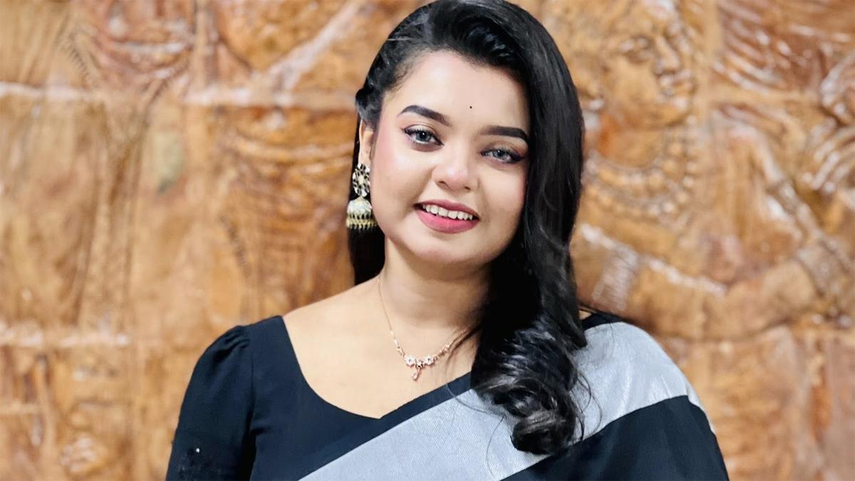 কণ্ঠশিল্পী অনন্যা জবিতে প্রথম শ্রেণীতে প্রথম হলেন