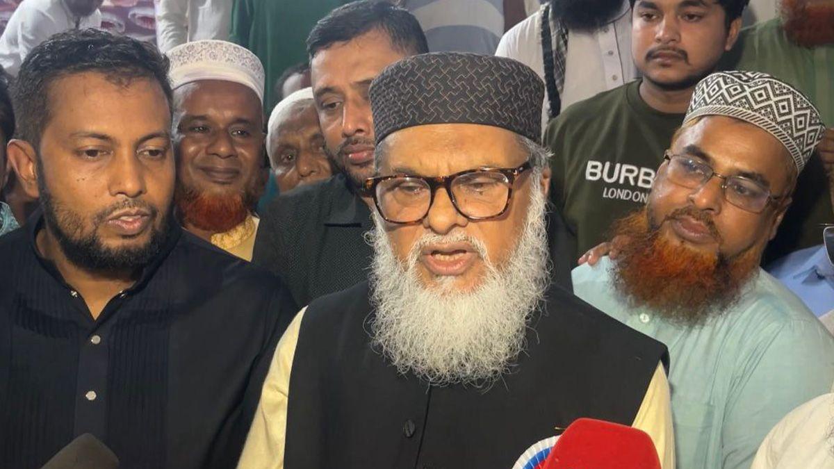 দুই বছরে বিমানভাড়া কমানো হয়েছে ৪০ হাজার: ধর্ম উপদেষ্টা