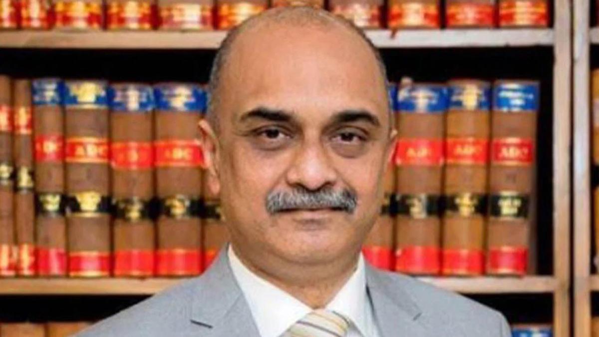 ব্যারিস্টার রাগিব রউফ চৌধুরী হতে পারেন নতুন অ্যাটর্নি জেনারেল