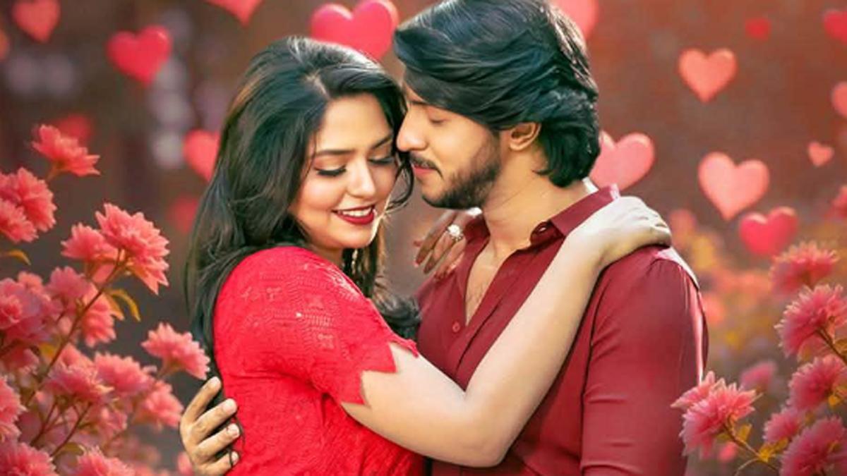 ফের গাইলেন হিমি, ভালোবাসা দিবসে তৌসিফকে নিয়ে গানচিত্র
