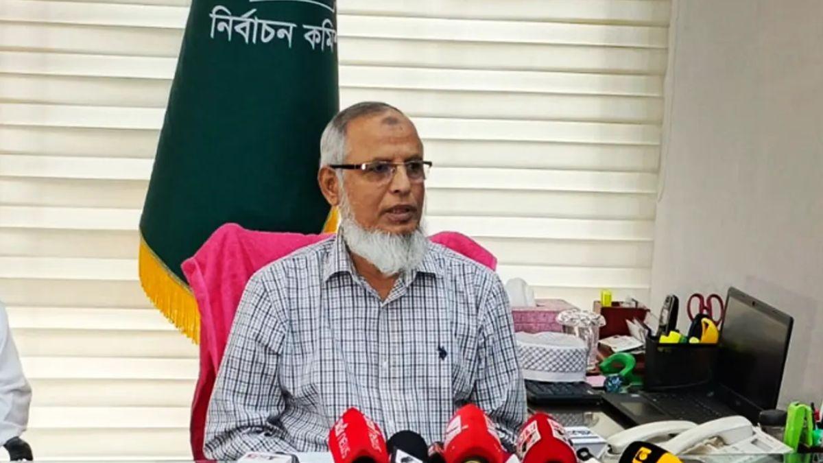আদালতের নির্দেশ পেলে ভোট পুনর্গণনার সিদ্ধান্ত: ইসি