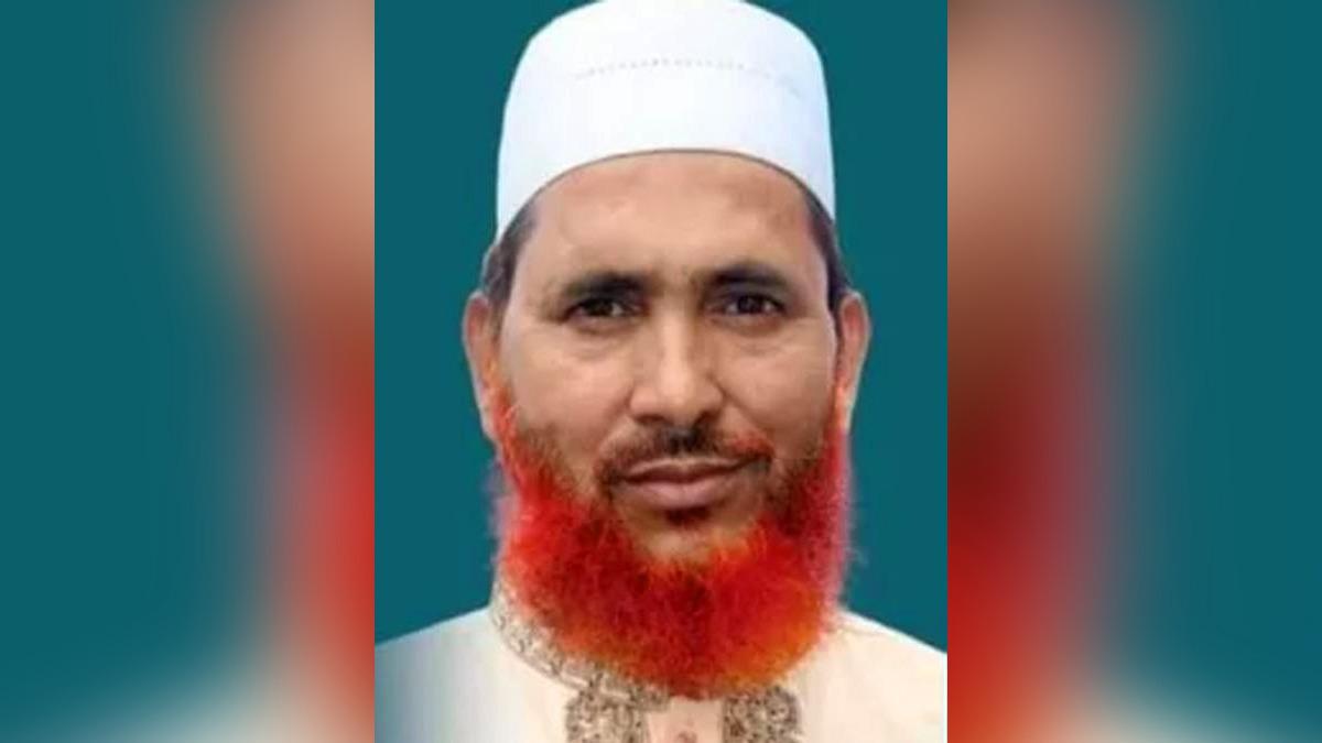 অর্ধকোটি টাকাসহ ঠাকুরগাঁও জামায়াতের আমির আটক