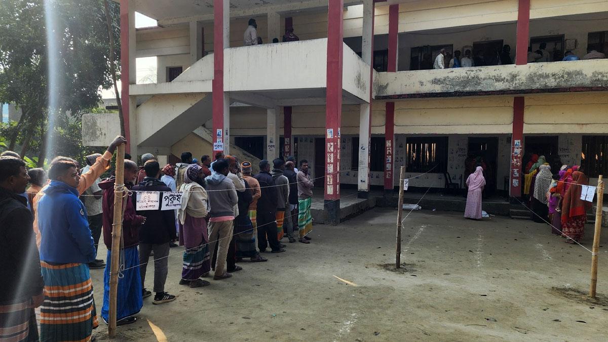 মানিকগঞ্জে দুই সাবেক এমপিসহ জামানত হারালেন ১৩ প্রার্থী