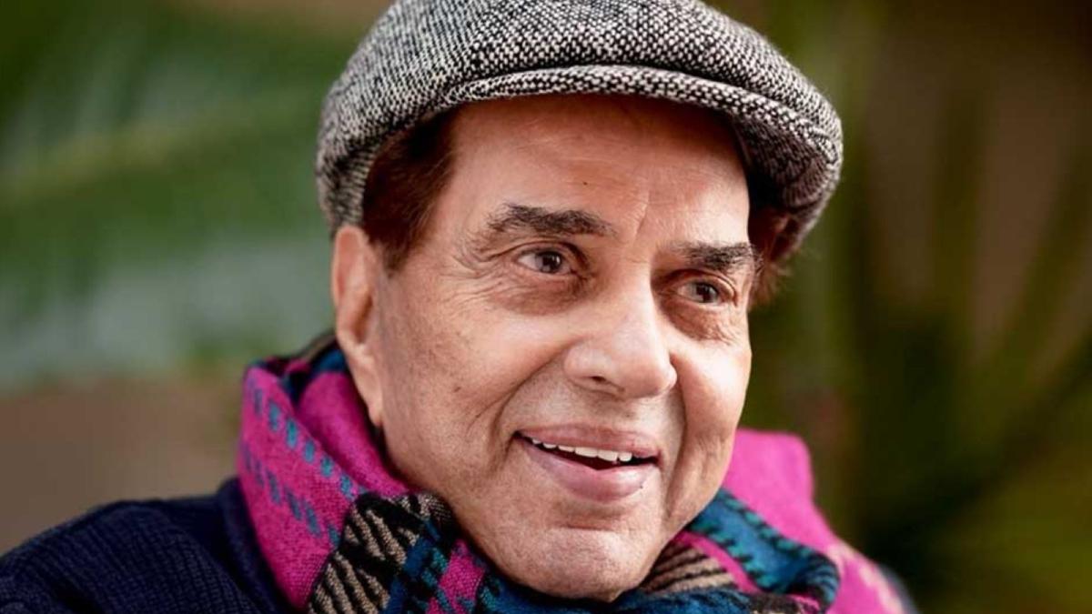 বাফটার মঞ্চে স্মরণ করা হলো ধর্মেন্দ্রকে