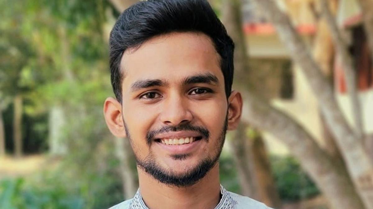 আসিফকে লক্ষাধিক টাকার চাকরির প্রস্তাব দিলেন সাবেক এনসিপি নেতা