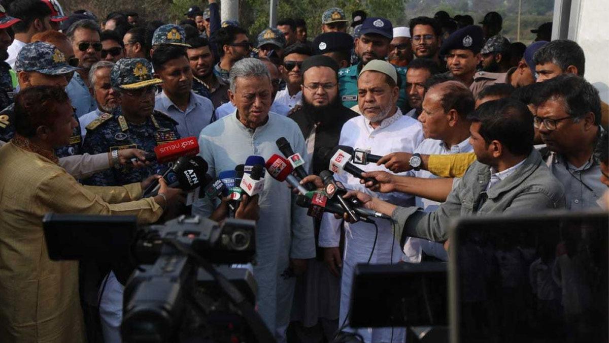 নাজুক অর্থনীতি পুনরুদ্ধারে ট্যাক্স বাড়াতে হবে: অর্থমন্ত্রী