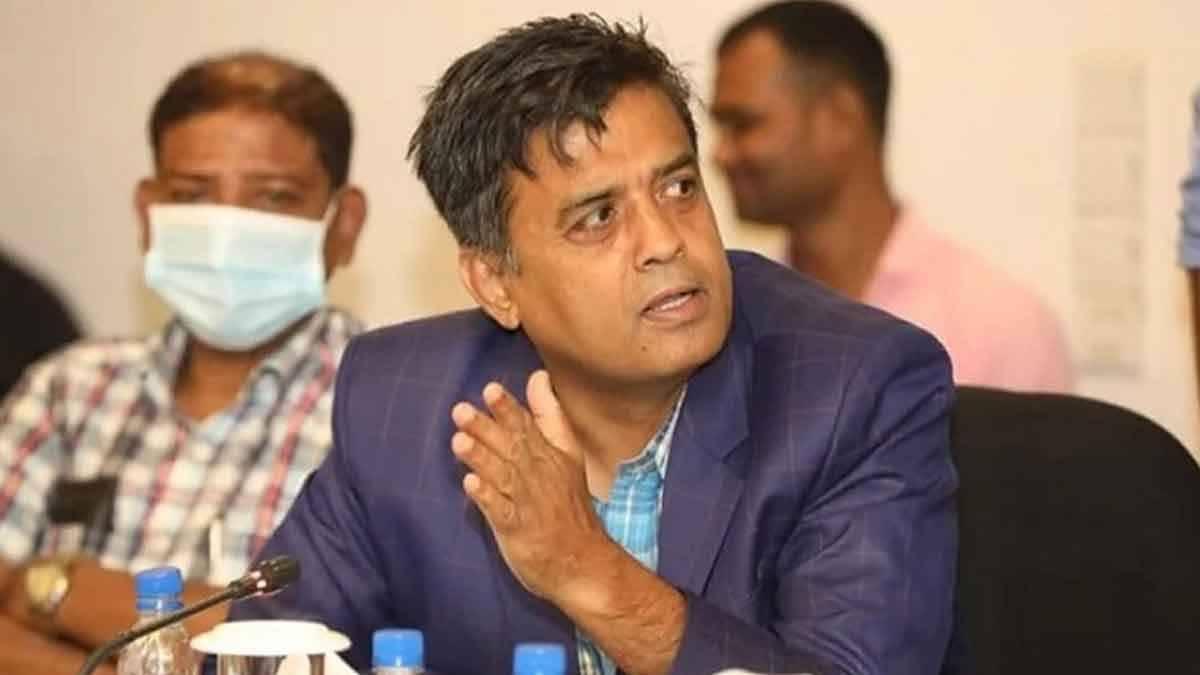 উপদেষ্টাদের দেশ ছাড়ার গুঞ্জন নাকচ করলেন প্রেস সচিব