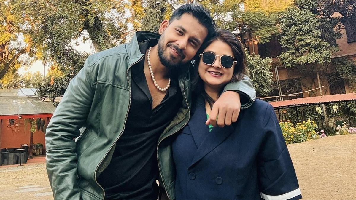 ‘আত্মহত্যা’ করেছেন স্ত্রী, যা বলছেন অভিনেতা আলভী