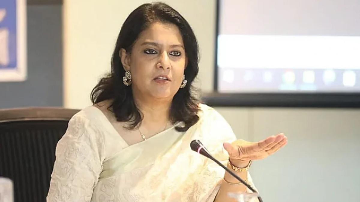উপদেষ্টা রিজওয়ানা হাসানের সম্পদ কমেছে
