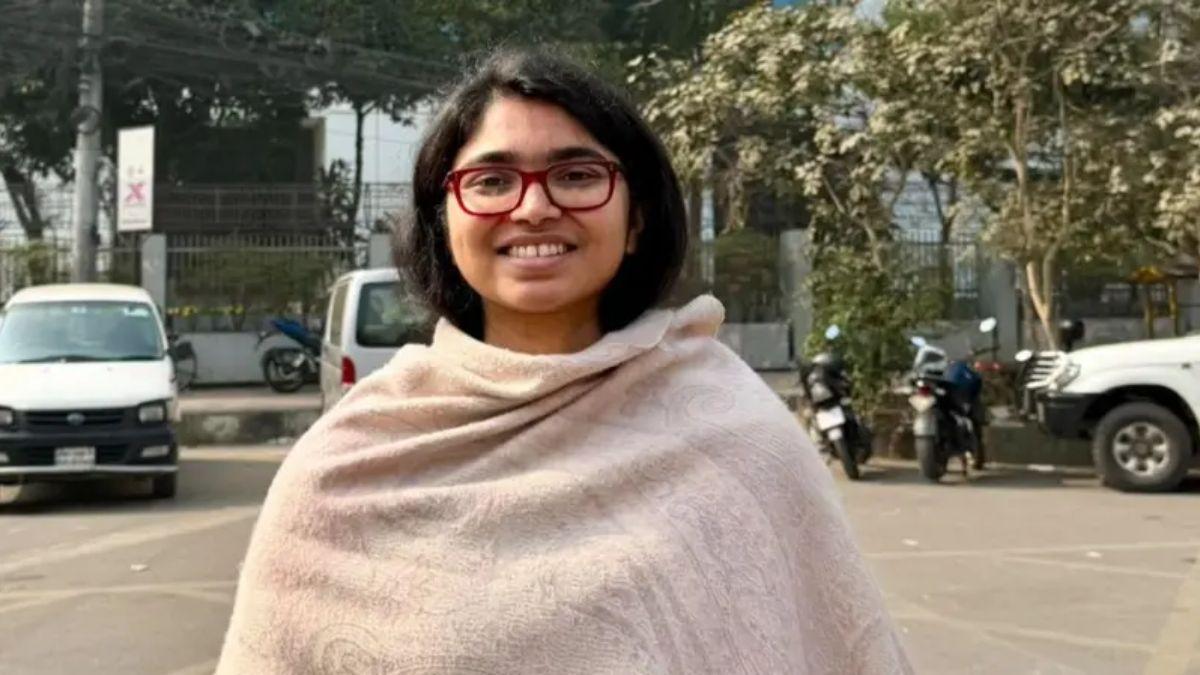 যুক্তরাজ্যে ফিরছেন না তাসনিম জারা