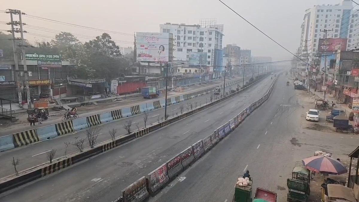শিল্পাঞ্চলে ভোট ছুটির হাওয়া