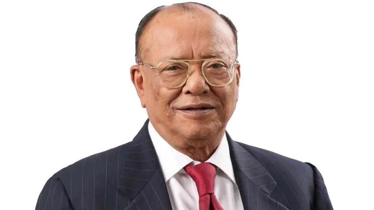 চাঁদাবাজি বন্ধে হটলাইন চালু পরিবেশমন্ত্রীর