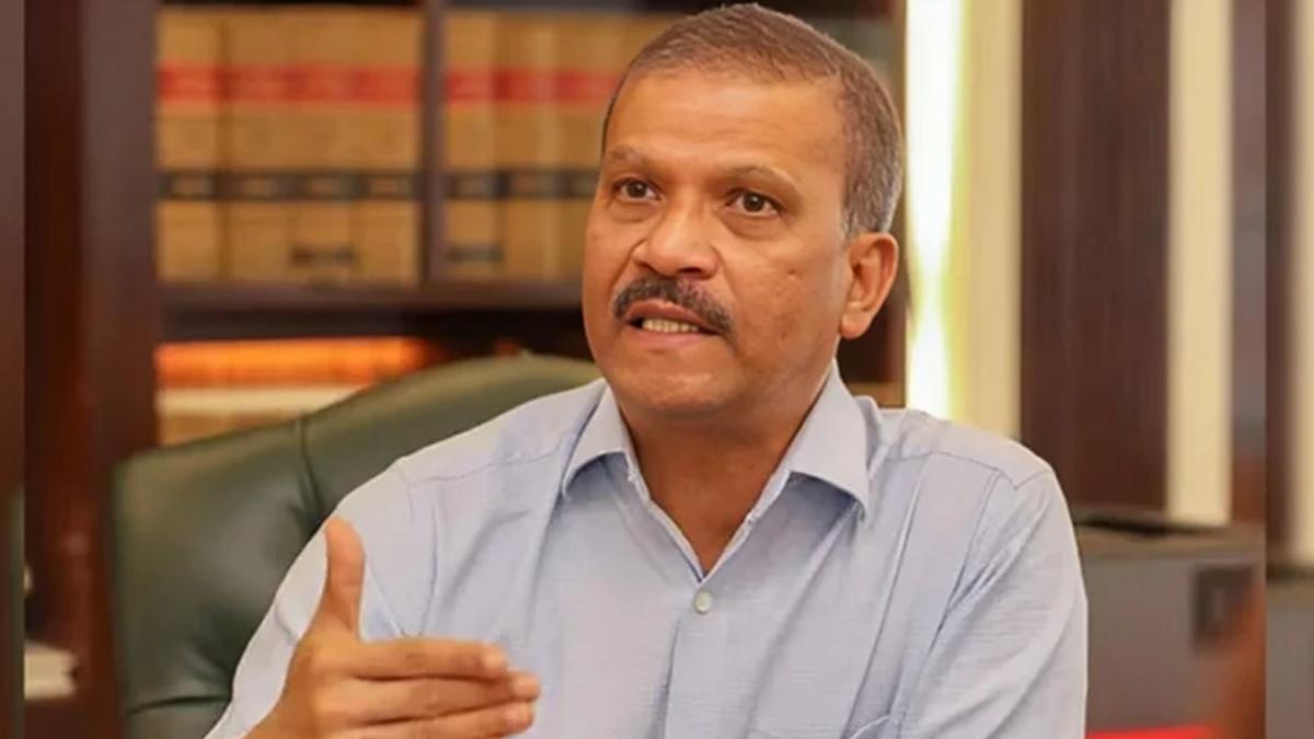 উপদেষ্টা হিসেবে কী কী কাজ করেছেন জানালেন আসিফ নজরুল