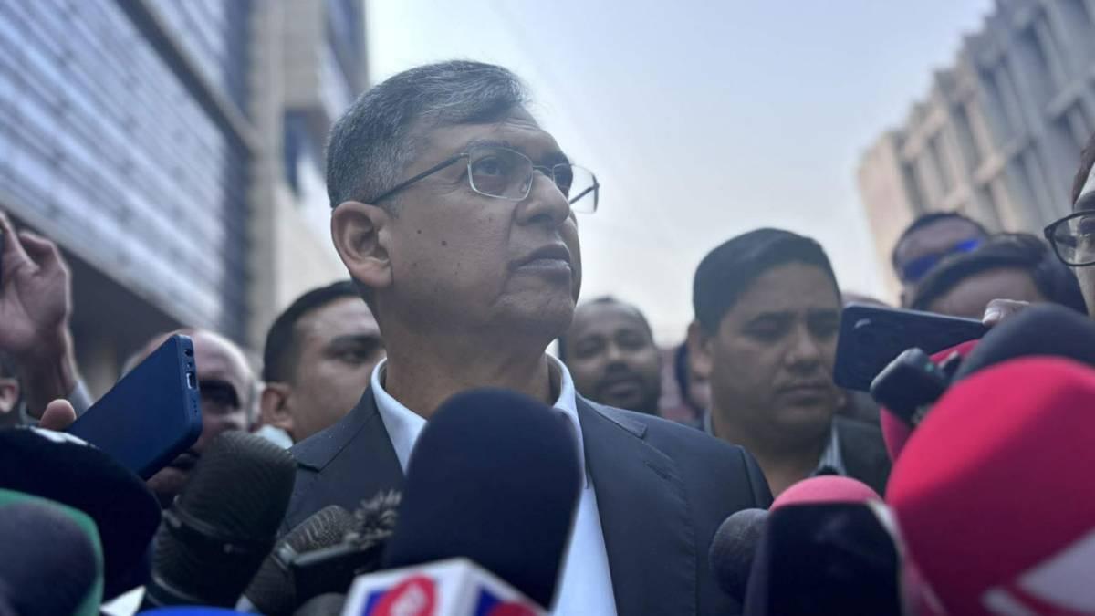 পুলিশের শীর্ষ পর্যায়ে পরিবর্তন আসছে  : স্বরাষ্ট্রমন্ত্রী