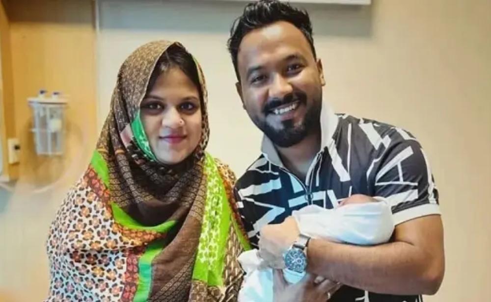 এবার কন্যার বাবা হলেন পলাশ