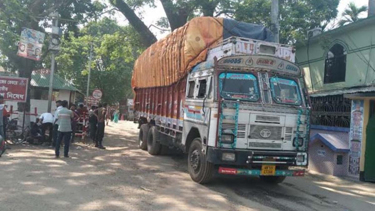 হিলি স্থলবন্দরে আমদানি-রপ্তানি স্বাভাবিক