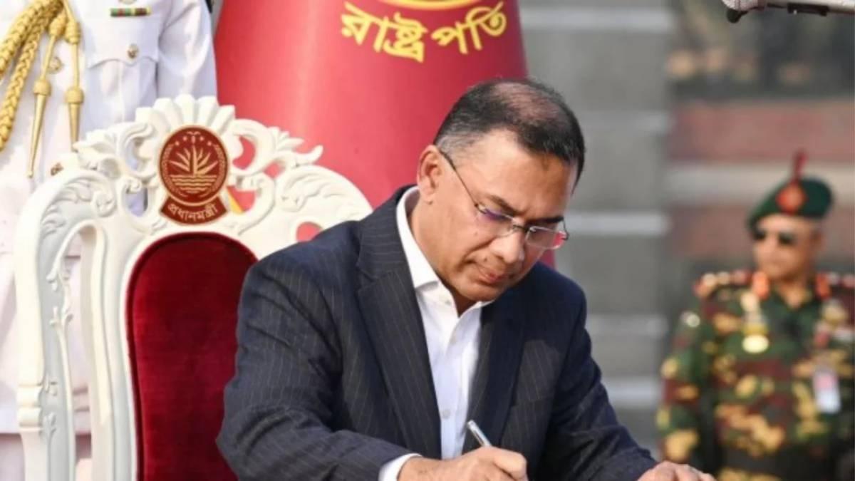 ১২টা ১ মিনিটে শহীদ মিনারে পুষ্পস্তবক অর্পণ করবেন প্রধানমন্ত্রী