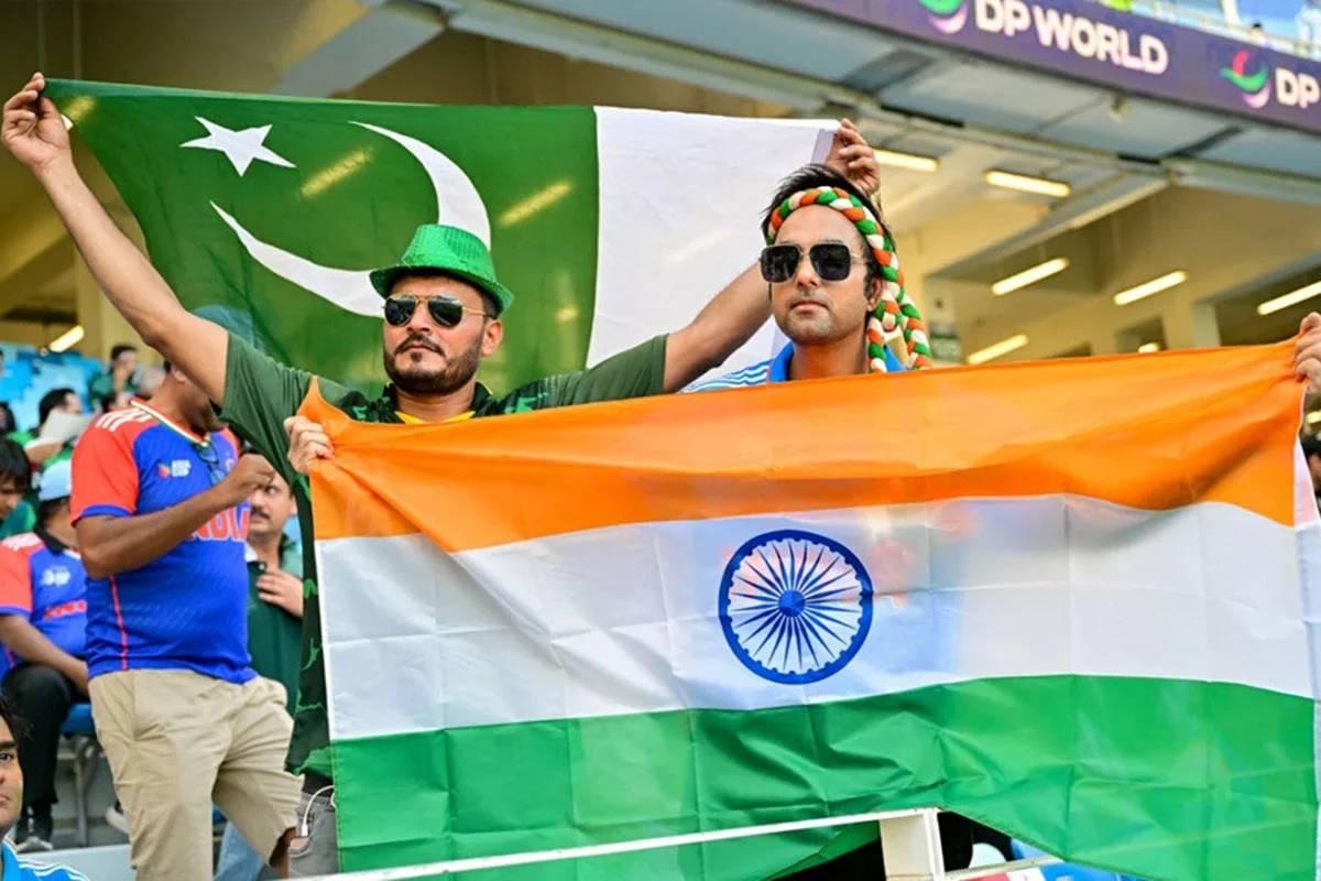 বিশ্বকাপ কঠিন করে ফেলতে পারে পাকিস্তান