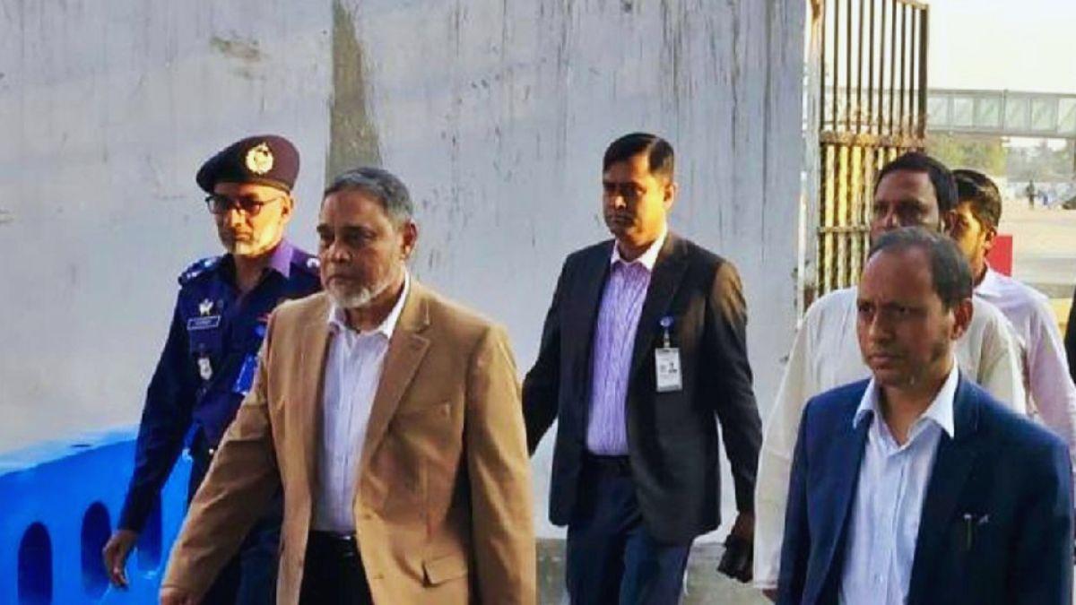 কক্সবাজারে পৌঁছেছেন সিইসি