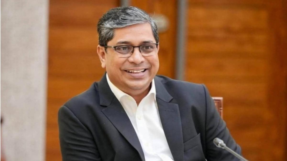 দলীয় পদ ছাড়লেন প্রতিমন্ত্রী শাহে আলম