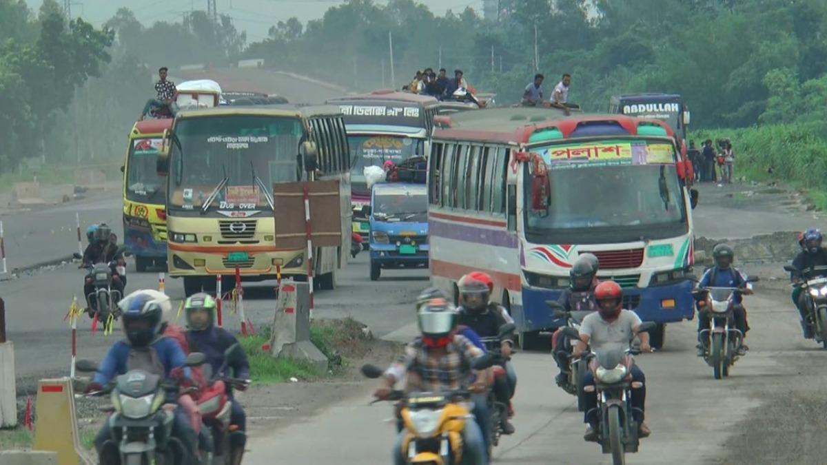 উত্তরের ঈদযাত্রায় ৫৪ রুদ্ধদ্বার