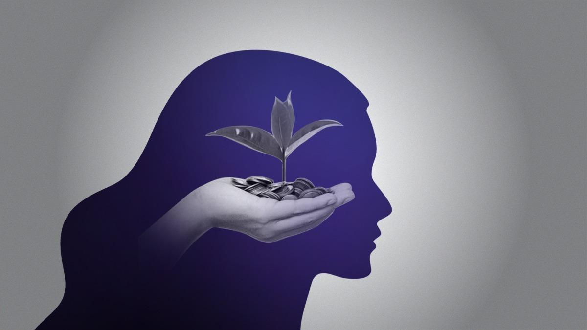 নারীর হাতে নগদ নেই, সংসারে বেসুরো সঙ্গীত