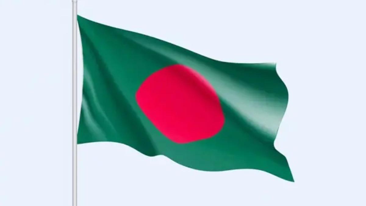 জাতীয় পতাকা বিধি যথাযথভাবে প্রতিপালনের নির্দেশ