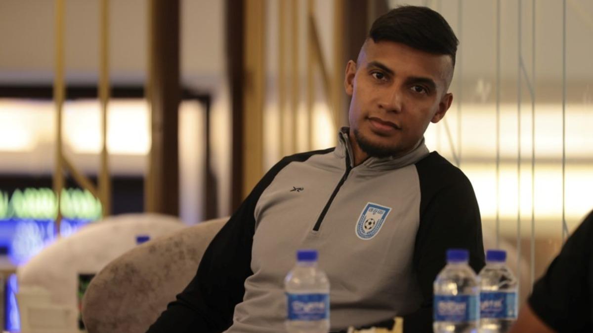 জামাল-শমিতরা জানালেন ঈদ মোবারক, বাটলারের খোঁচা