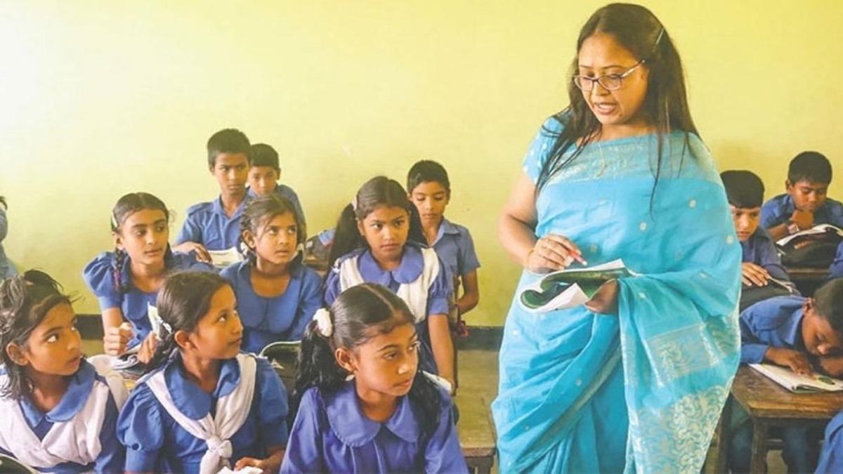 শিক্ষক-কর্মচারীদের উৎসব ভাতা বৃদ্ধির সুপারিশ