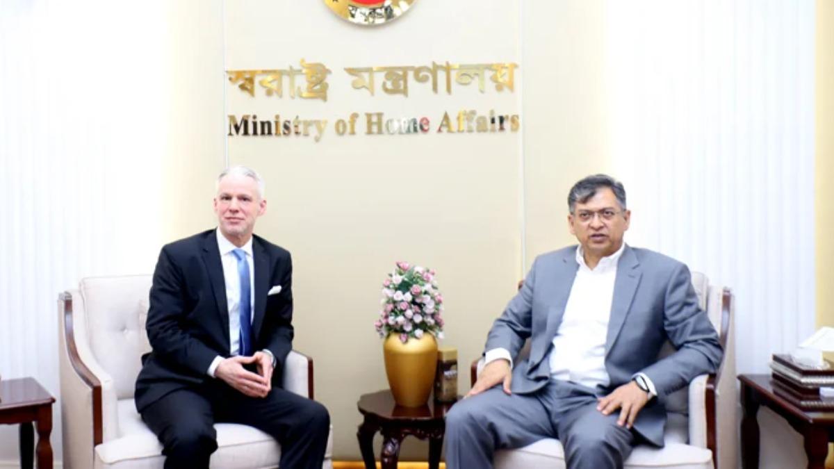 পাচার হওয়া অর্থ ফেরত ও পুলিশ সংস্কারে সহযোগিতার আশ্বাস সুইস রাষ্ট্রদূতের