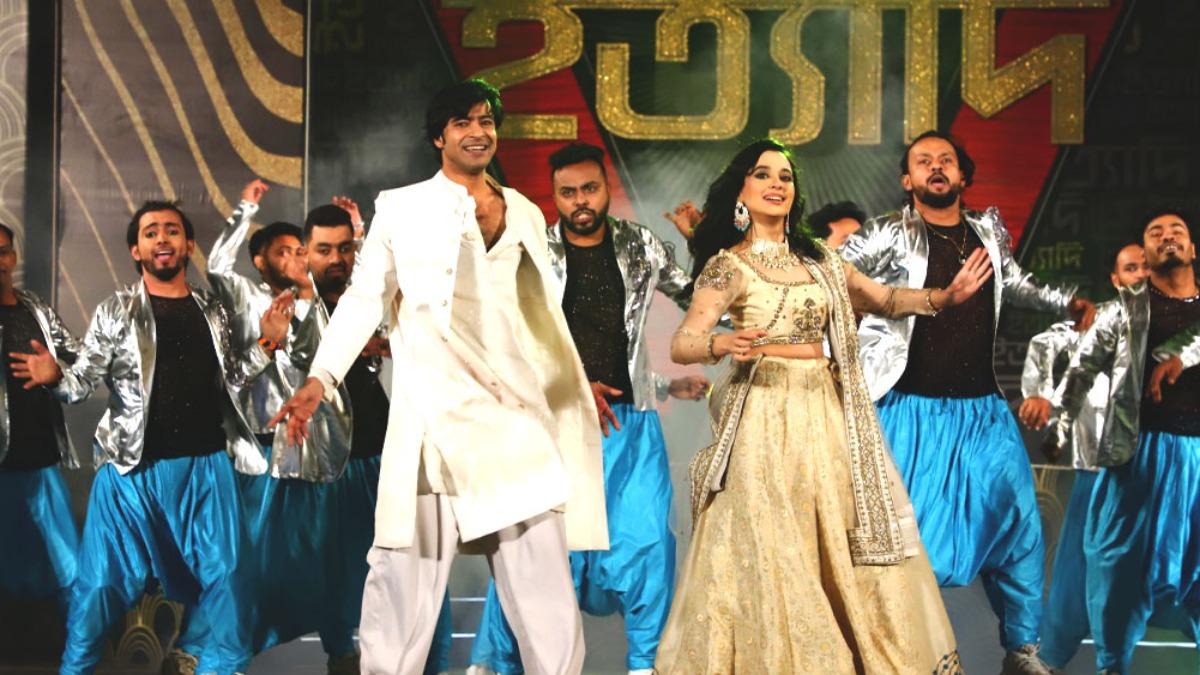 ঈদে ইত্যাদিতে রাজ-সাবিলা জুটির নাচ