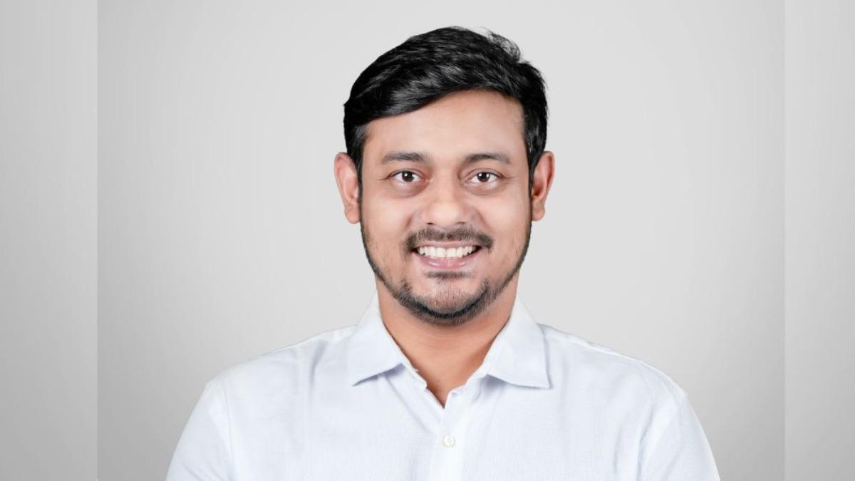 ক্ষমা চেয়ে ‘অপ্রয়োজনীয়’ কথা না বলার প্রতিশ্রুতি নাসীরুদ্দীনের