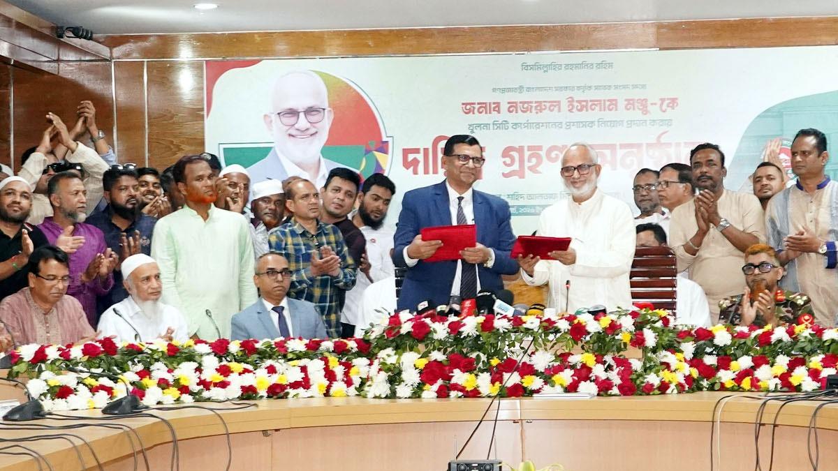 ‘অবৈধ পয়সা আয় করতে চান না কেসিসি’র নবাগত প্রশাসক মঞ্জু’