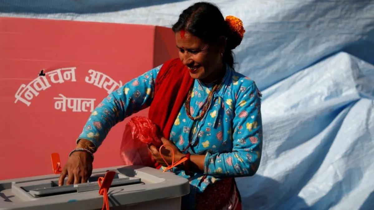 সরকার পতনের পর নেপালে প্রথম ভোটগ্রহণ চলছে