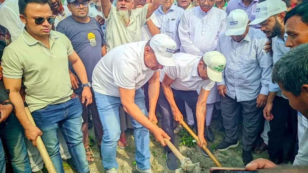 খাদ্যে স্বয়ংসম্পূর্ণ হতেই খাল পুনঃখনন: পানিসম্পদ প্রতিমন্ত্রী