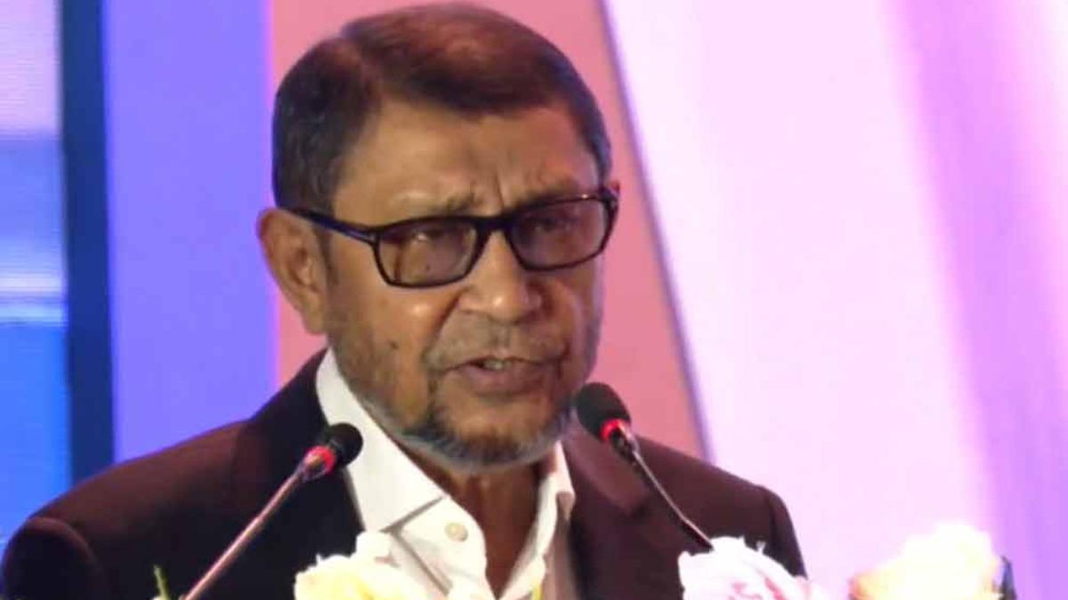 রামেক পরিচালককে ফাঁসি কাষ্ঠে চড়ানো উচিত: স্বাস্থ্যমন্ত্রী