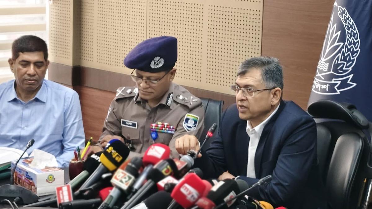 ওসি কোনো মন্ত্রীকে ফোন করবে না : স্বরাষ্ট্রমন্ত্রী