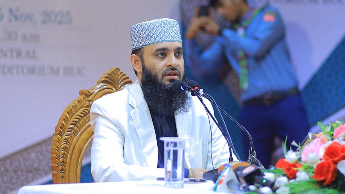 ‘হে আরশের মালিক, জুলুমের অবসান ঘটিয়ে ন্যায়ের শান্তি প্রতিষ্ঠা করুন’