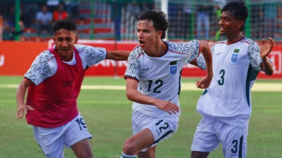 সুলিভান জাদুতে পাকিস্তানকে হারিয়ে শুরু বাংলাদেশের