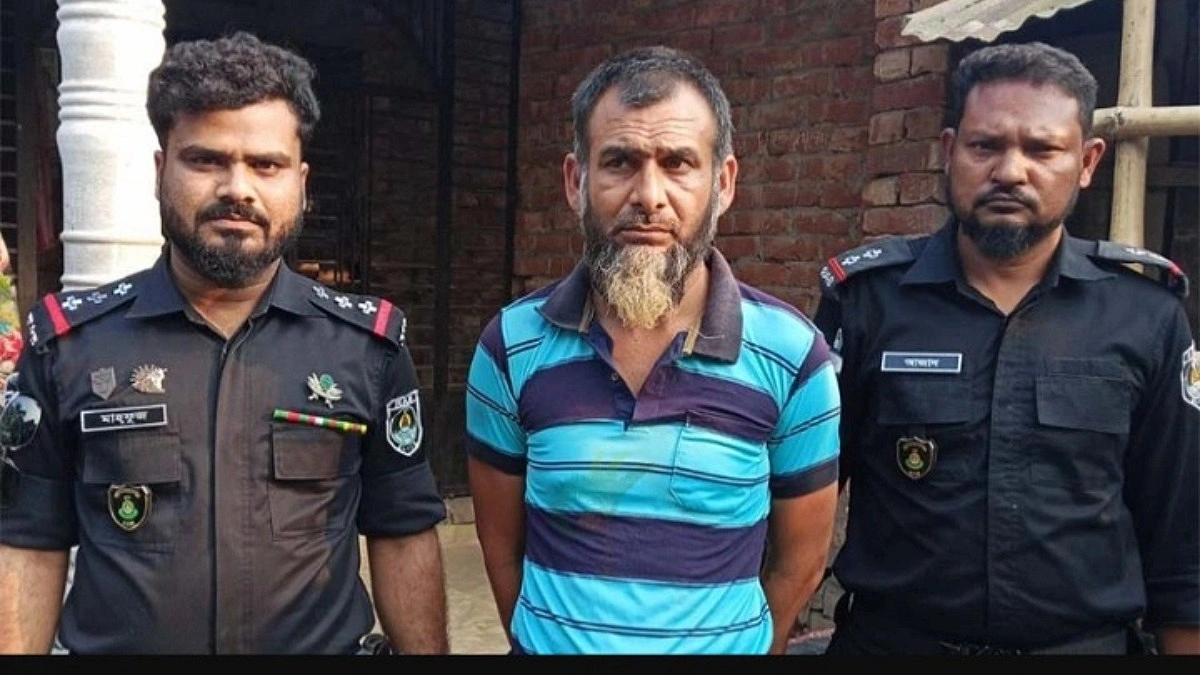পাম্প ম্যানেজারকে ট্রাকচাপা দেওয়া সেই চালক গ্রেপ্তার