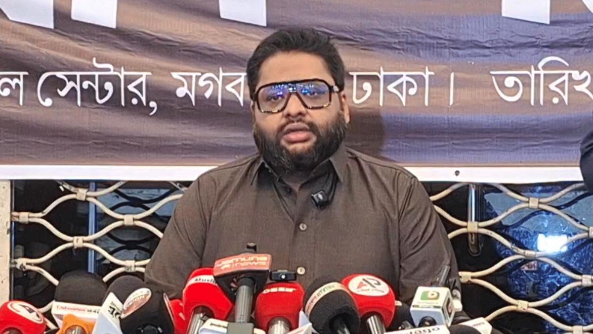 ‘হুমকির মুখে’ ব্যবসা ছেড়ে দেশত্যাগ নবীন পাঞ্জাবির এমডির