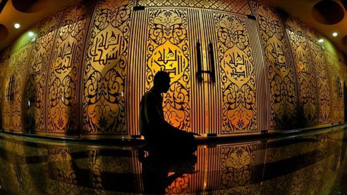 ইতিকাফ: নির্জনতায় মুমিনের আত্মশুদ্ধি
