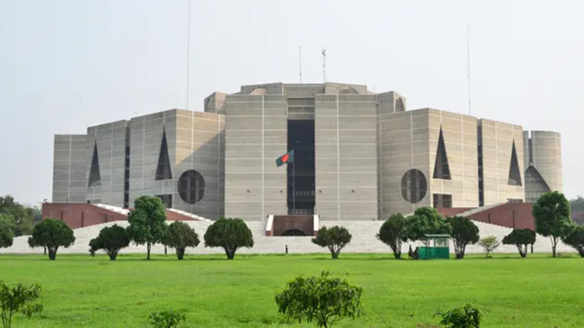 ত্রয়োদশ জাতীয় সংসদের প্রথম অধিবেশন শুরু