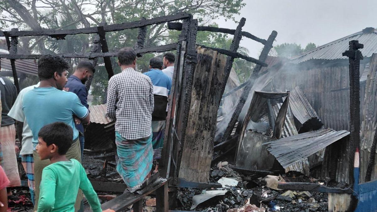 ঈদের আগের দিন কচুয়া বাজারে আগুন, পুড়ল ৮ দোকান