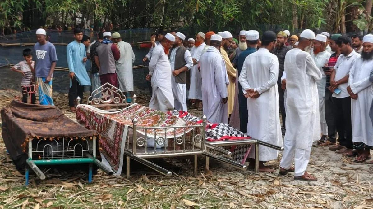 সড়কে নিহত নববধূ-বোন-দাদির দাফন সম্পন্ন