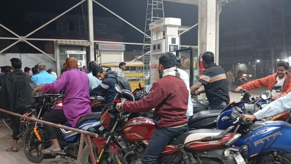 মোটরসাইকেলের জ্বালানি সরবরাহে নতুন নির্দেশনা, বাধ্যতামূলক ফুয়েল কার্ড