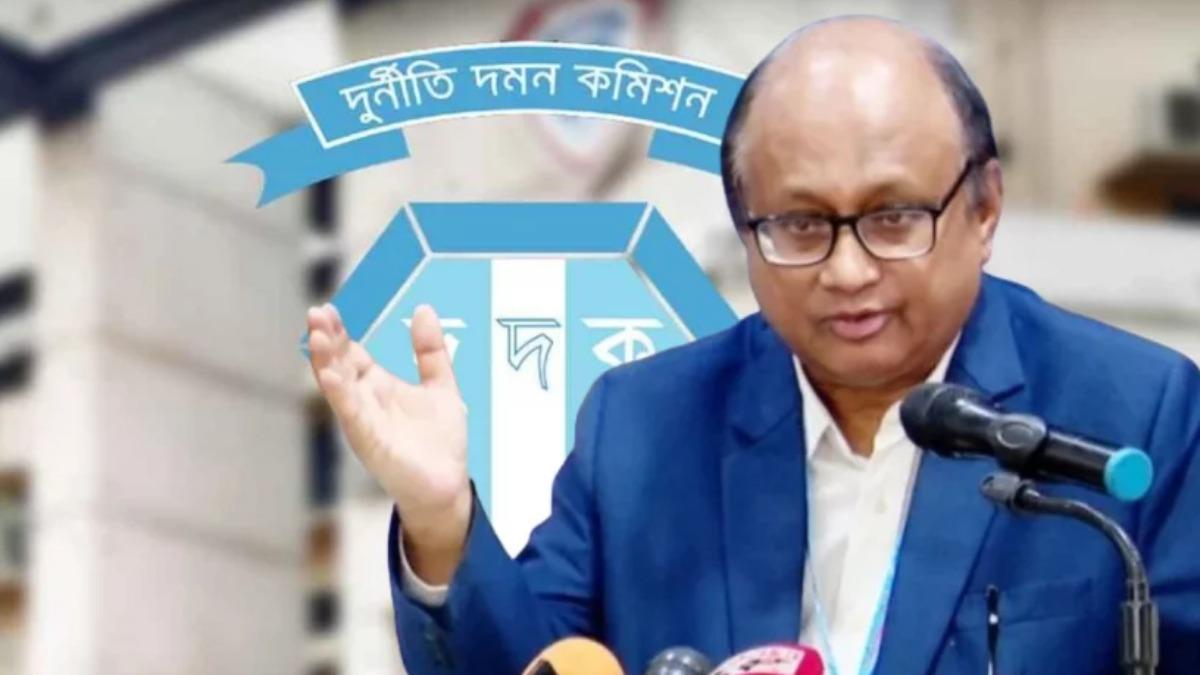 পদত্যাগের কারণ জানালেন দুদক চেয়ারম্যান