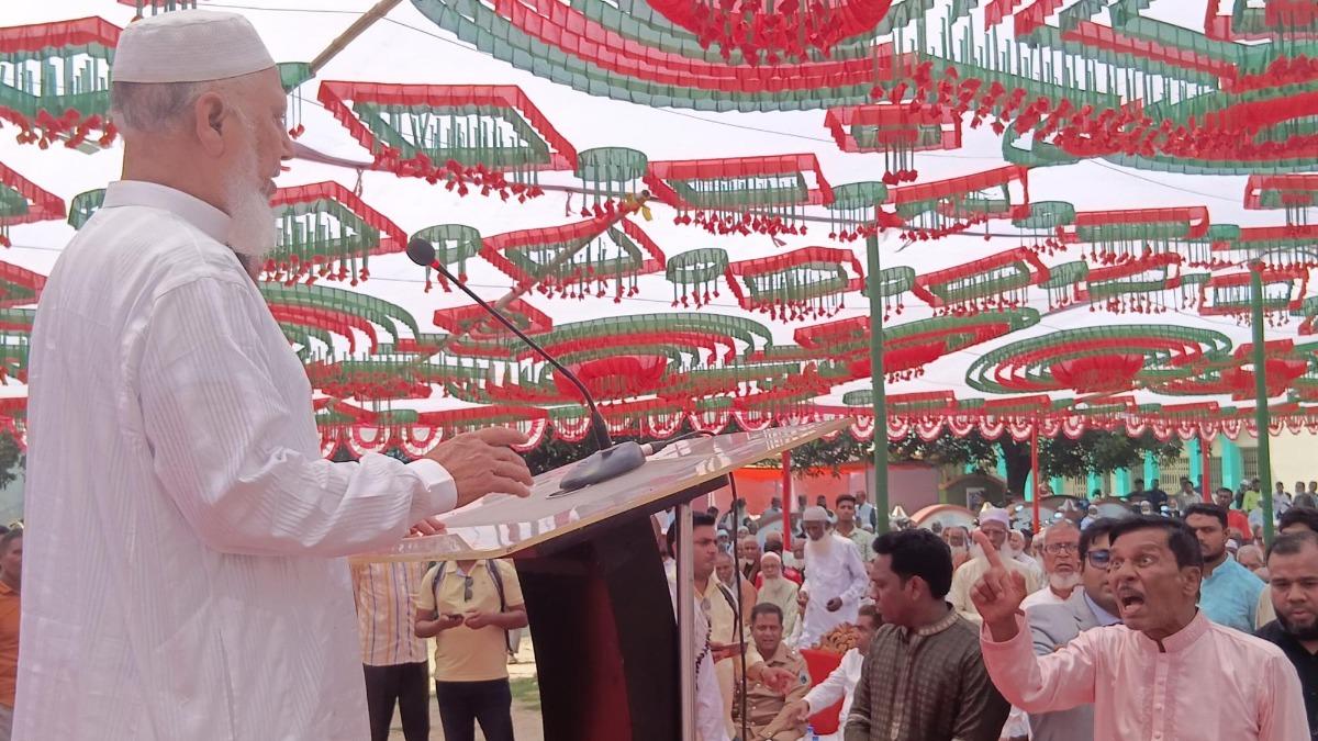 বিএনপিপন্থি মুক্তিযোদ্ধার বক্তব্যে বাঁধা, অনুষ্ঠান পণ্ড